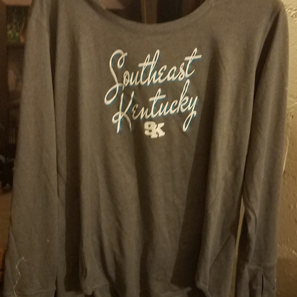 Long sleeve, hooded tee